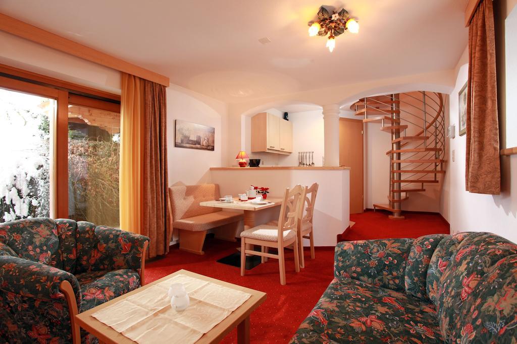 Landhotel Eva Kirchberg in Tirol Pokój zdjęcie